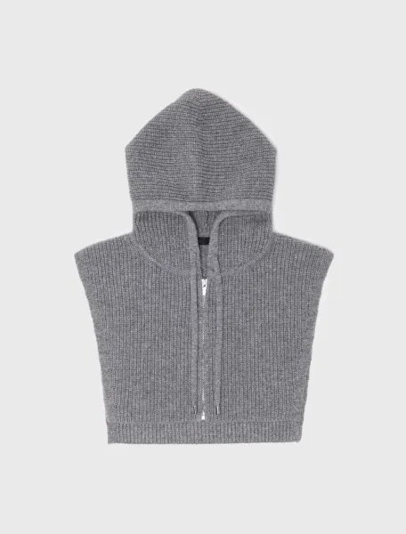 Knit collar
