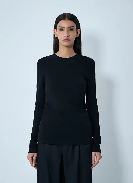 Strain Slim Top