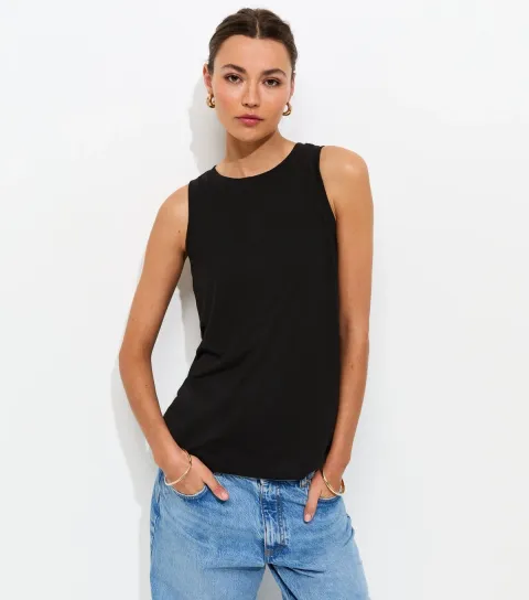 New Look Women's White Relaxed Fit Vest