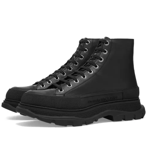 Small Stud Heel Tab Oversized Sneaker