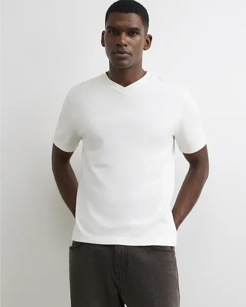 River Island Essential Slim Fit V Neck T-Shirt