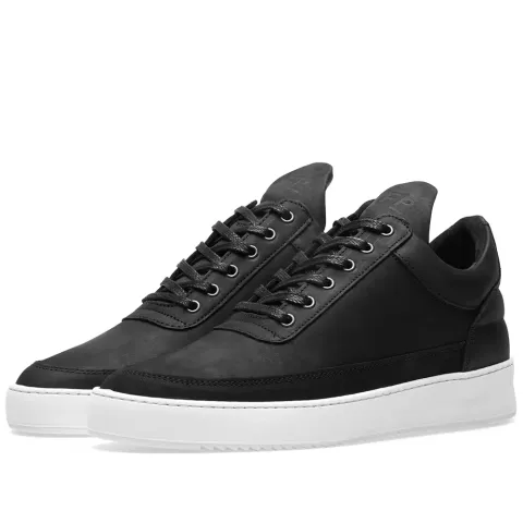 Low Top Sneaker