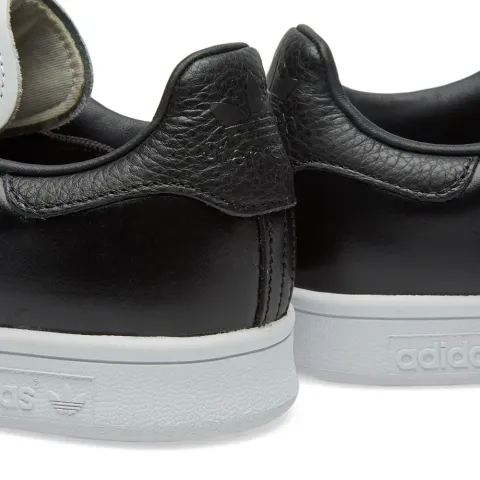 Stan Smith