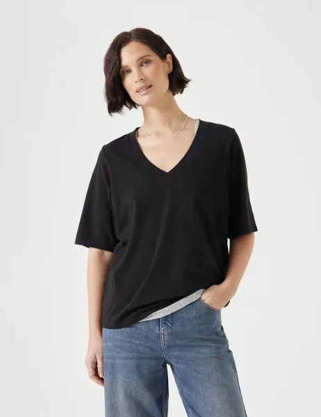 HUSH Cotton Rich V-Neck T-Shirt Black
