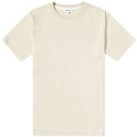 Niels Standard Tee