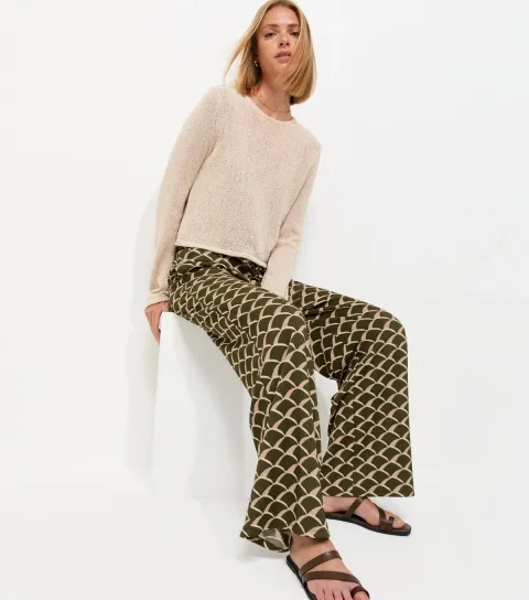 Women's Green Crinkle Texture Geometric Print Wide Leg Trousers