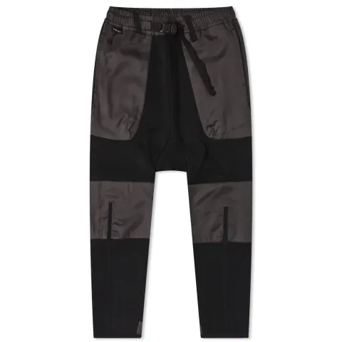 Hike Tapered Cropped Pants