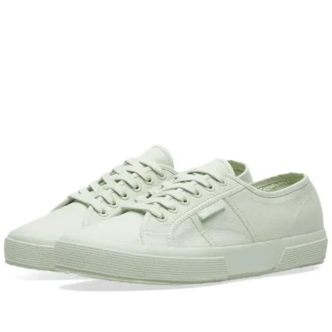 2750 Cotu Classic