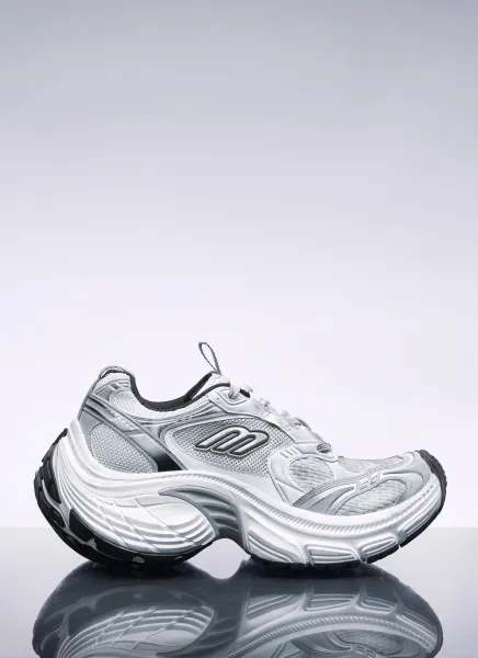 10XL Sneakers