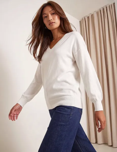 V-Neck Jumper Ivory