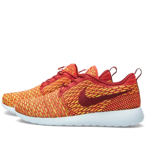 W Roshe One Flyknit