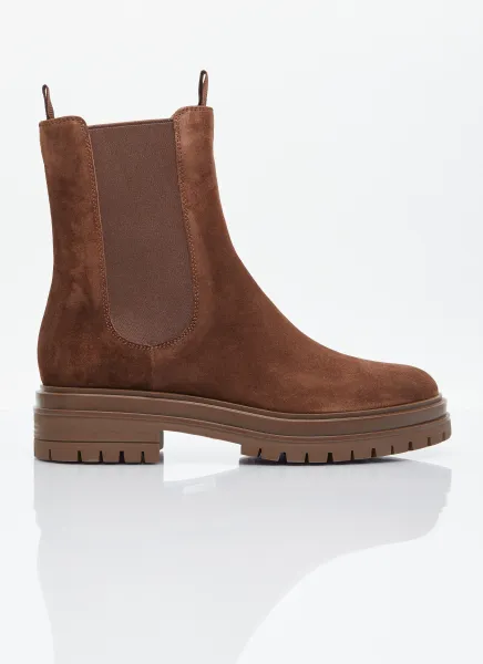 Chester Chelsea Boots