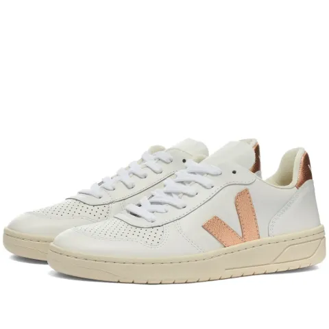 V-10 Leather Basketball Sneaker