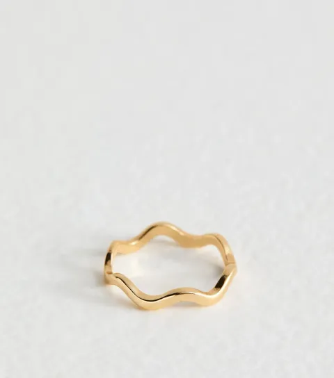 Gold Tone Squiggle Shape Ring