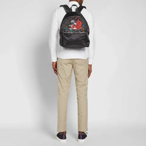Padded Pak'r