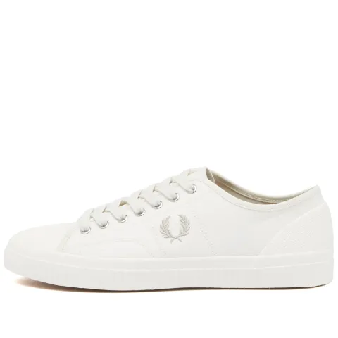 Hughes Low Canvas Sneaker
