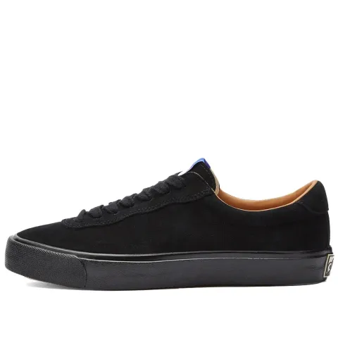 Suede 01 Low Sneaker