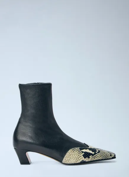 Nevada Ankle Stretch Boots