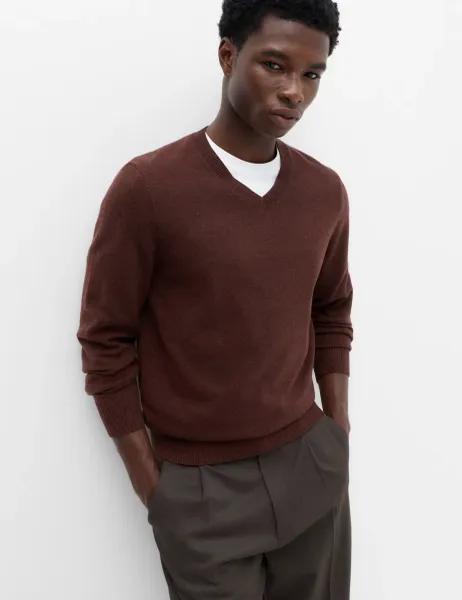 Marks & Spencer Air Yarn V Neck Jumper Bordeaux