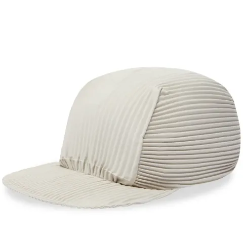 Pleats Cap