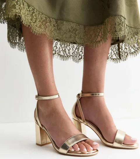 New Look Women's Wide Fit Gold Faux Leather Block Heel Sandals