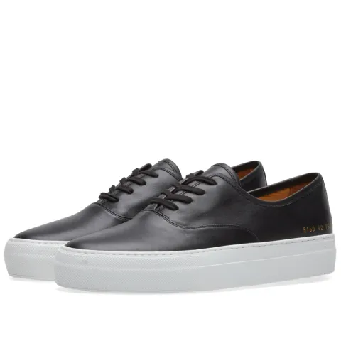 Tournament Four Hole Leather