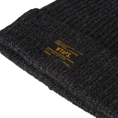 Beanie 04