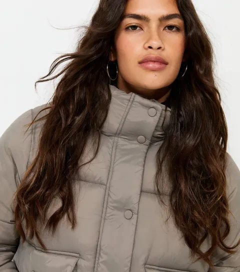 Women's Mink Cropped Funnel Neck Puffer Jacket