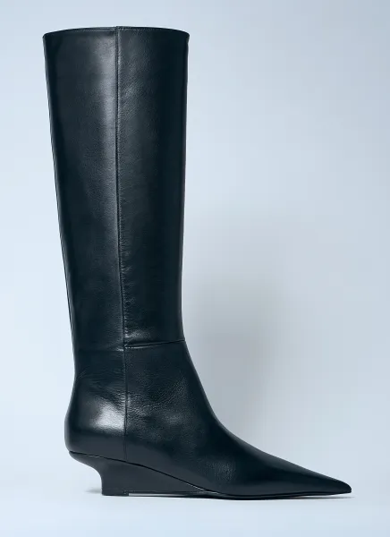 Sharp Knee-High Leather Boots