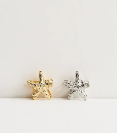 Pack of 2 Gold and Silver Tone Starfish Hair Claw Clips