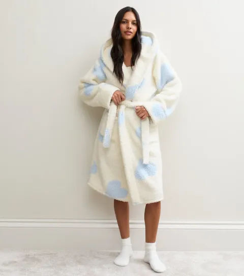 New Look Women's Cream Heart Printed Fleece Robe