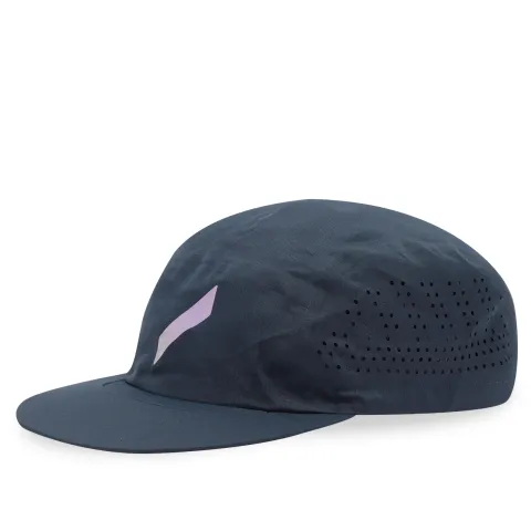 Chevron Run Cap