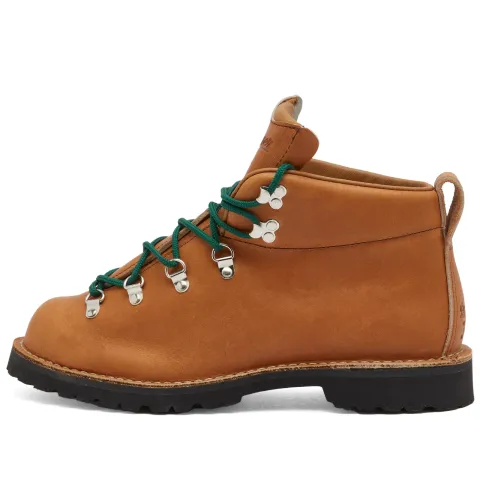 Mountain Trail Boot