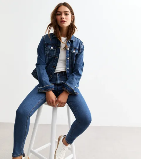 Women's Petite Blue Mid Rise Slim Jeans