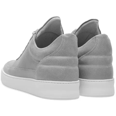 Low Top Sneaker