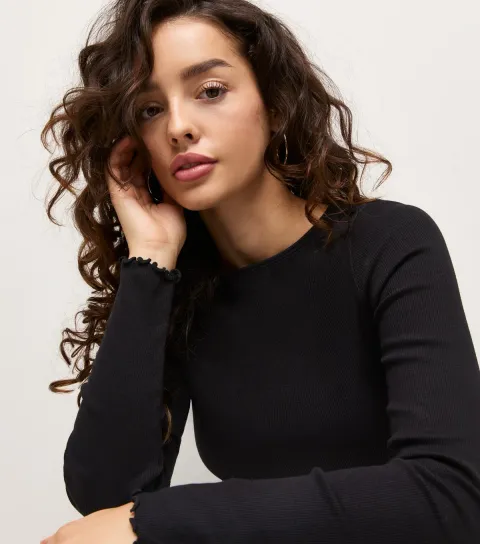 Women's Petite Black Long Sleeve Babylock Top