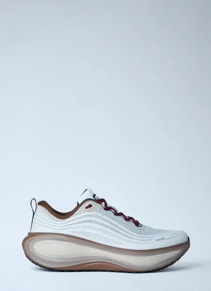 Vomero Plus QS Sneakers