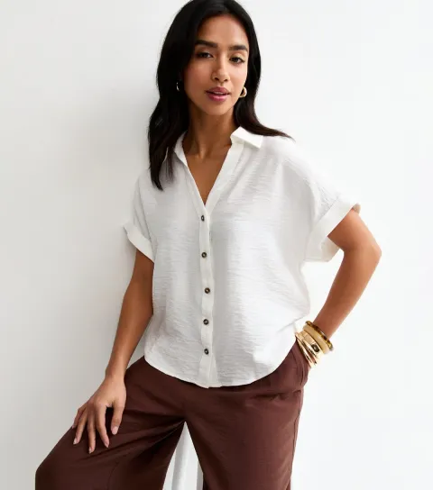 Women's Petite White Short Sleeve Shirt