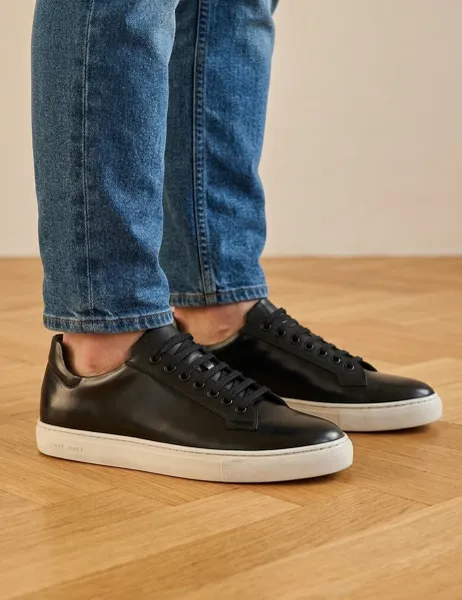 Jones Bootmaker Wide Fit Leather Lace Up Trainers Black