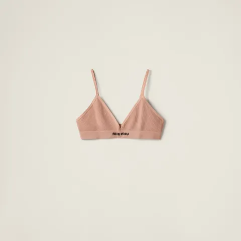 Seamless bra