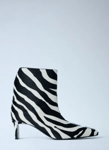 Ona Ankle Boots 55