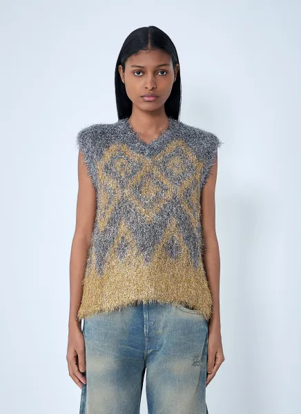 Textured Sleeveless Knit Top