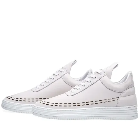 Low Top Sneaker