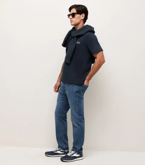 Men's Blue Regular Fit Mid Rise Jeans
