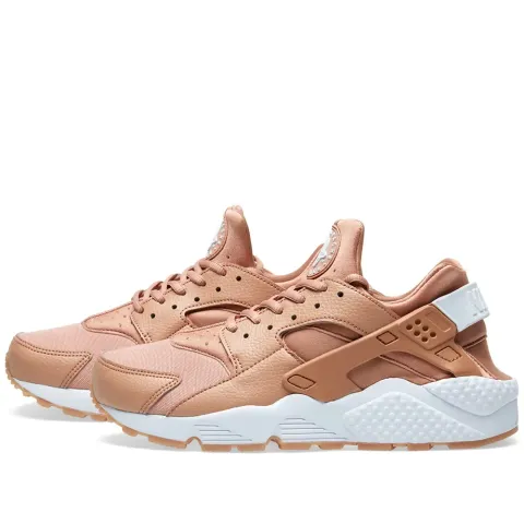 W Air Huarache Run