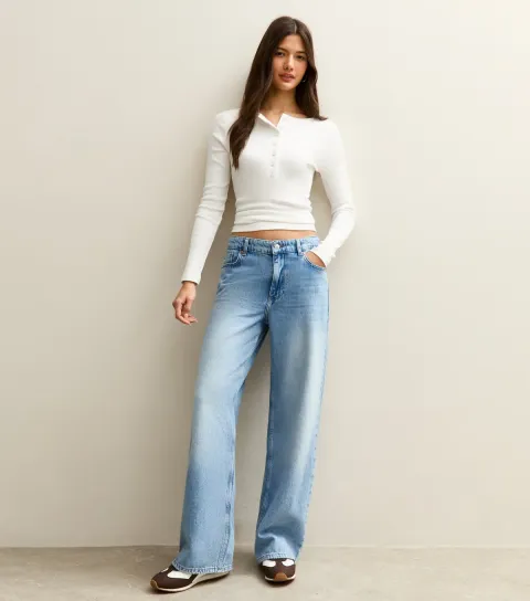 Women's Mid Blue Low Rise Wide Leg Jeans