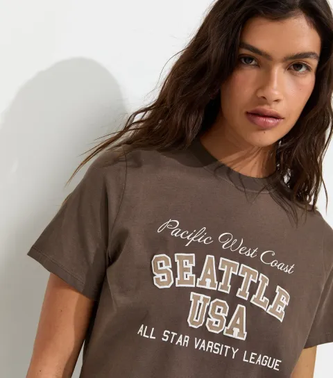 Women's Dark Brown Cotton Seattle USA Print Relaxed Fit T-Shirt