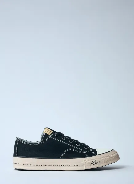 Skagway Low Top Sneakers