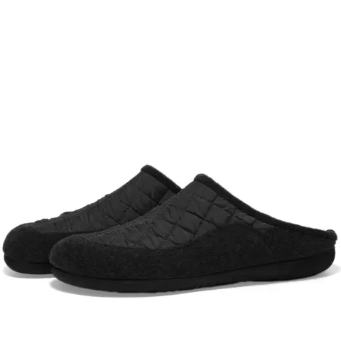 Guru's Roomshoes Quilted Slip On Houseshoe
