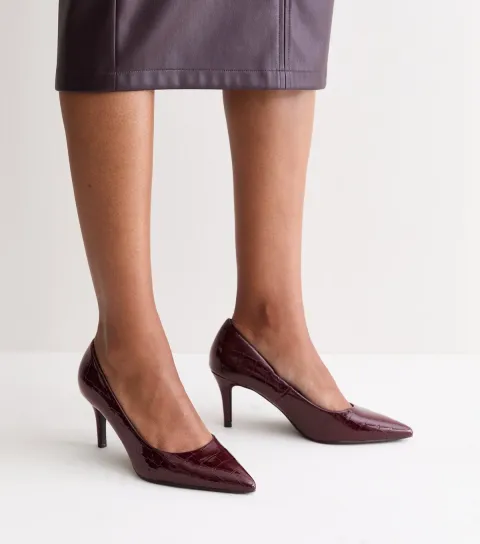 New Look Women's Burgundy Faux Leather Court Shoe Vegan